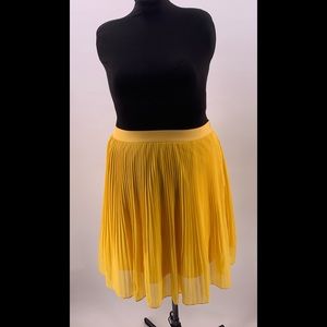 A New Day Yellow Pleated Skirt L